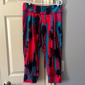 Fabletics 90’s Pattern Pant Medium